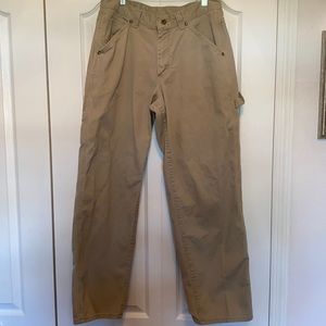 Lee Dungarees loose fit khaki cargo pants. Size 32/30.